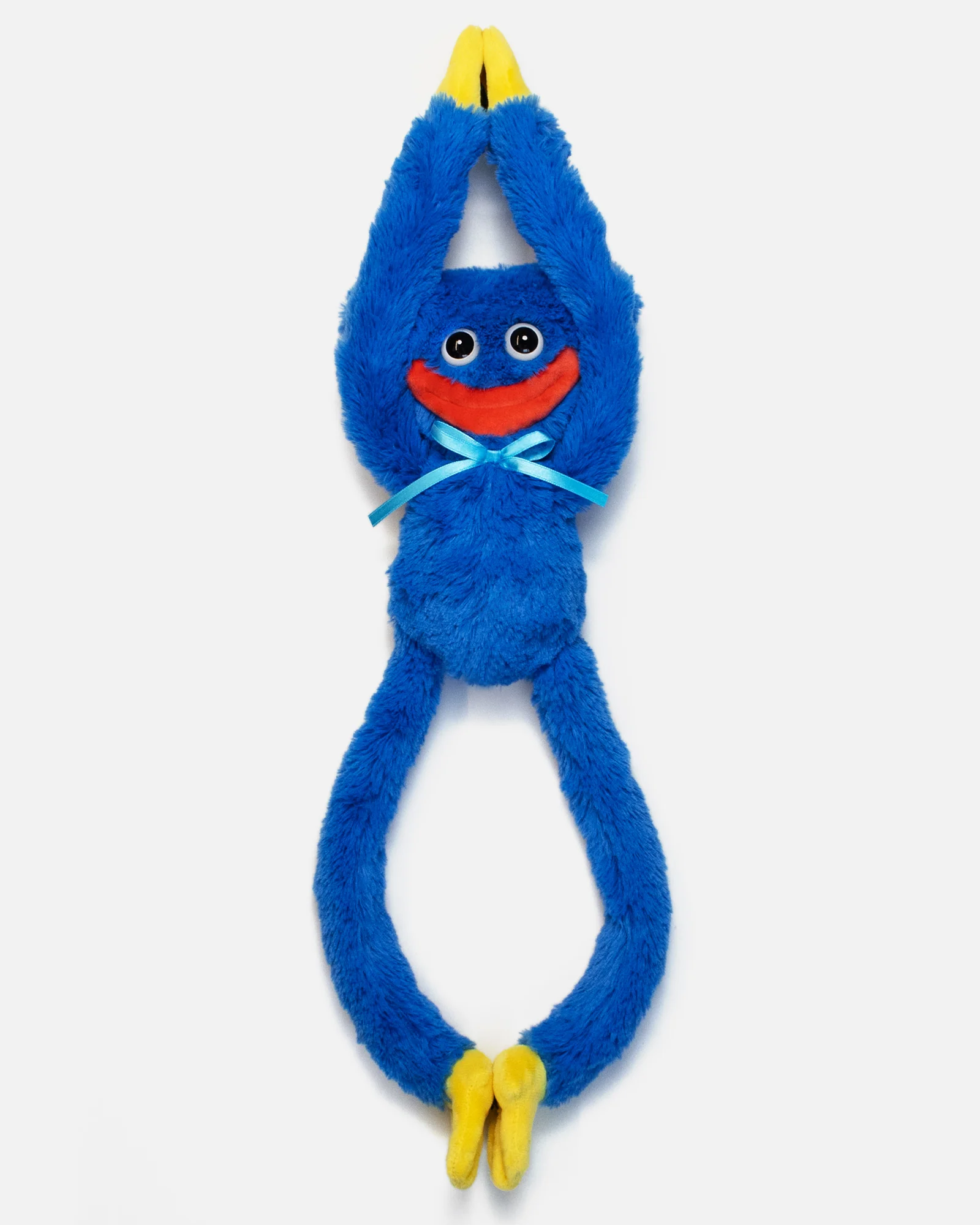 19" Smiling Huggy Wuggy Plush - Image 4